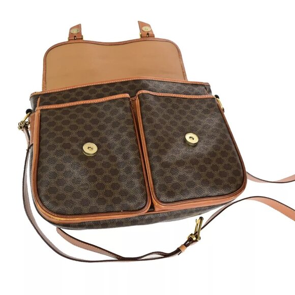 AUTHENTICITY GUARANTEED CELINE Logo Macadam Pattern Shoulder Bag Circle Charm - Picture 5 of 15